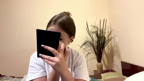 Snapshot of britanysuther chatting on 17, 6, 2026 Ciri online show from 17, 6, 2026