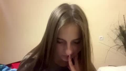 Snapshot of britanysuther chatting on 13, 7, 2026 Ciri online show from 13, 7, 2026