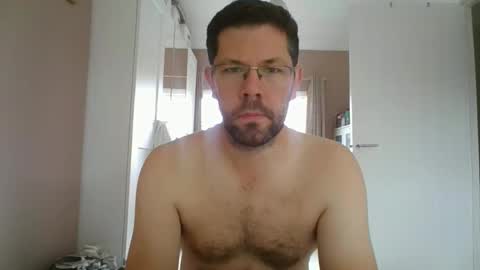britguy6985 online show from 2, 10, 2025