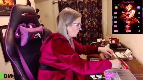 Lady Annabelle Montgomery online show from 22, 1, 2025