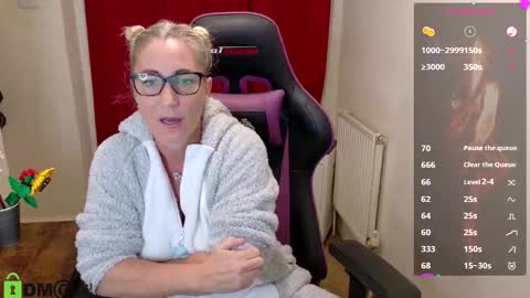 Lady Annabelle Montgomery online show from 9, 9, 2025