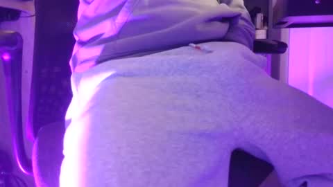 britlongstrke online show from 8, 3, 2026