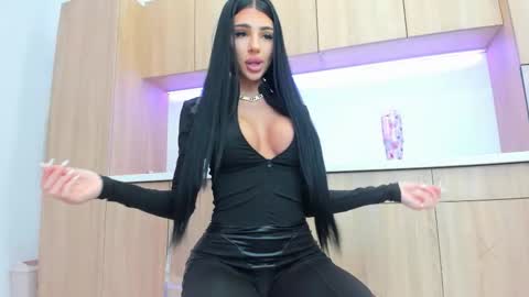 britney_charm online show from 7, 2, 2026