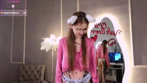 Snapshot of britney_lynch chatting on 13, 2, 2025 Britney online show from 13, 2, 2025