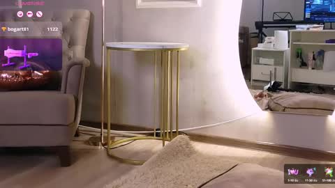 Snapshot of britney_lynch chatting on 17, 2, 2025 Britney online show from 17, 2, 2025