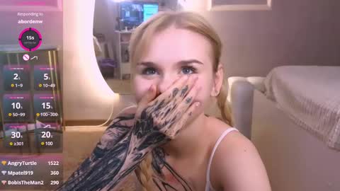 Snapshot of britney_lynch chatting on 10, 3, 2025 Britney online show from 10, 3, 2025