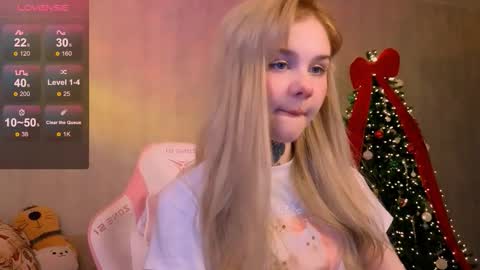 Snapshot of britney_lynch chatting on 11, 1, 2026 Britney online show from 11, 1, 2026