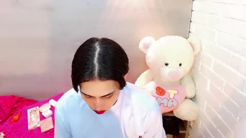 Snapshot of britney_ortega chatting on 5, 11, 2025 britney_ortega online show from 5, 11, 2025