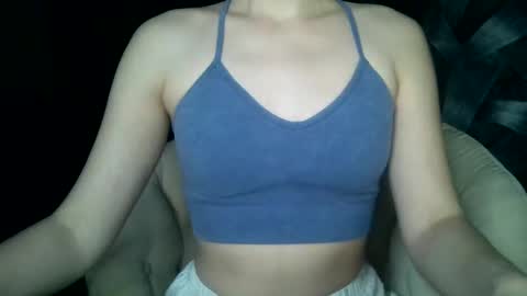 Snapshot of britneykittens chatting on 7, 1, 2025 BritneyKittens online show from 7, 1, 2025