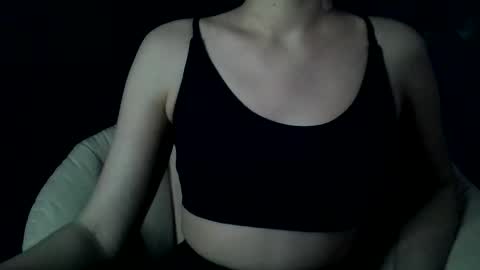 Snapshot of britneykittens chatting on 10, 2, 2025 BritneyKittens online show from 10, 2, 2025