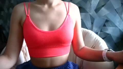 Snapshot of britneykittens chatting on 6, 10, 2025 BritneyKittens online show from 6, 10, 2025