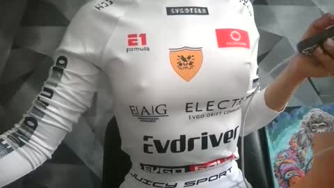 Snapshot of britneykittens chatting on 6, 11, 2025 BritneyKittens online show from 6, 11, 2025