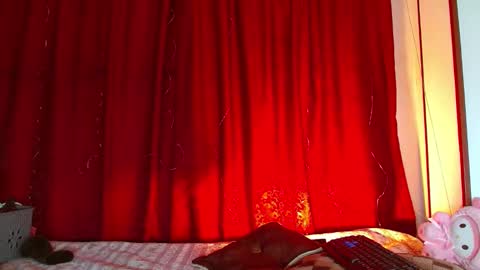 maru miaw   Please help me to reach 100 thumbs up online show from 10, 3, 2025