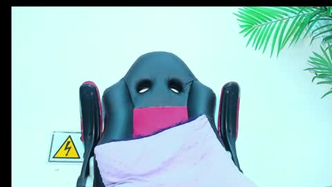 BRIYIT     online show from 5, 2, 2025