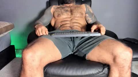 Snapshot of brockhurn_ chatting on 24, 11, 2025 brockhurn_ online show from 24, 11, 2025