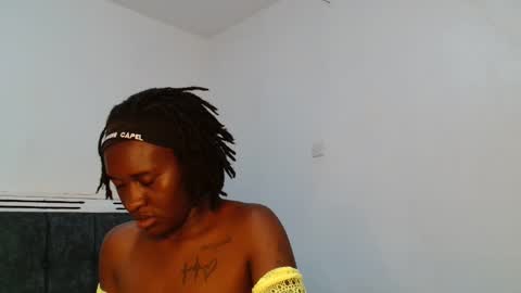 Snapshot of broken_haloo chatting on 18, 2, 2026 broken_haloo online show from 18, 2, 2026