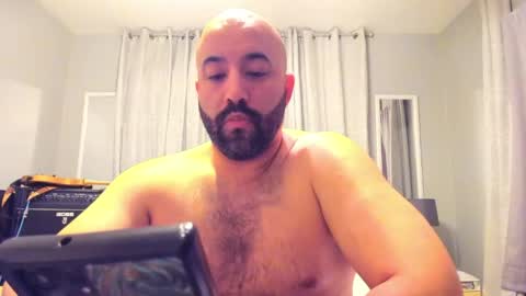 Snapshot of brokenmike31 chatting on 8, 5, 2026 Brokenmike online show from 8, 5, 2026