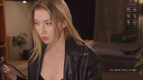 Snapshot of bronnica chatting on 9, 12, 2024 Anna online show from 9, 12, 2024