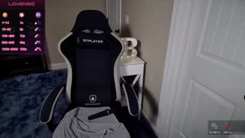 Snapshot of brookebee27 chatting on 7, 3, 2025 brookebee online show from 7, 3, 2025