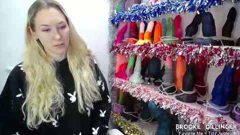 Brooke1993 online show from 15, 12, 2025