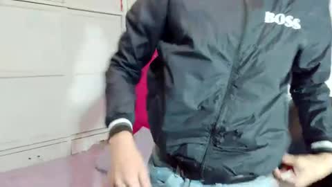 Snapshot of brosscams2025 chatting on 9, 1, 2026 brosscams2025 online show from 9, 1, 2026