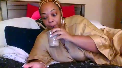 brownroundrenee online show from 13, 3, 2026