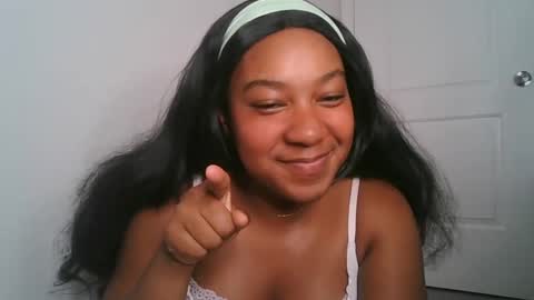 Snapshot of brownsugarcutie3 chatting on 19, 10, 2025 Brownsuagrcutie online show from 19, 10, 2025