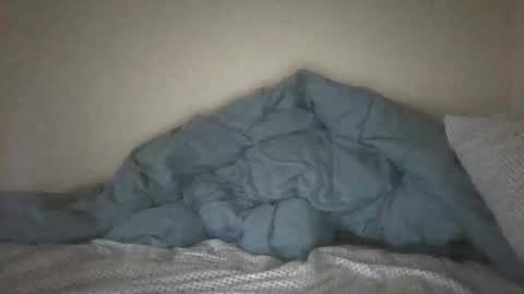 Snapshot of bruc12168 chatting on 11, 11, 2025 Bruc12168 fit slim new makemecum bigdick edging online show from 11, 11, 2025