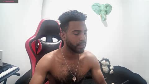 Snapshot of bruce_1111 chatting on 23, 11, 2025 bruce_1111 online show from 23, 11, 2025