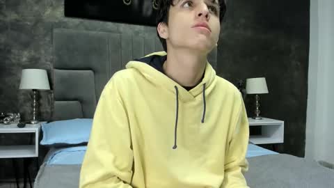 Bruce Hans online show from 2, 10, 2025