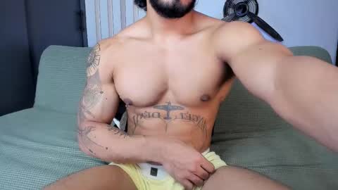 Snapshot of bruce_roldan chatting on 9, 3, 2025 bruce roldan online show from 9, 3, 2025