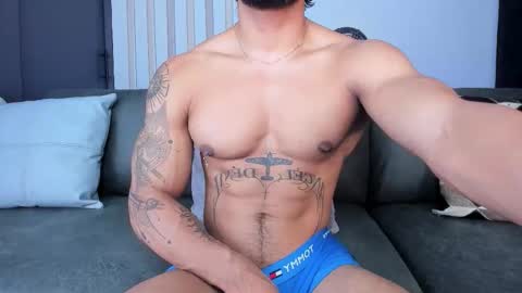 Snapshot of bruce_roldan chatting on 15, 10, 2025 bruce roldan online show from 15, 10, 2025