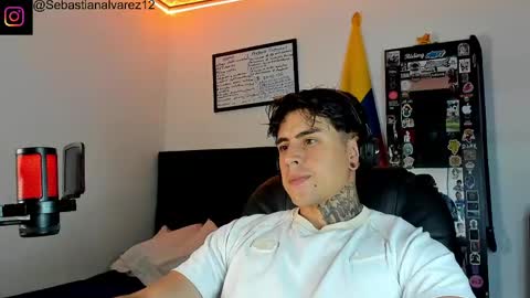 Snapshot of bruce_sealm chatting on 7, 5, 2026 Drake thomsoon online show from 7, 5, 2026