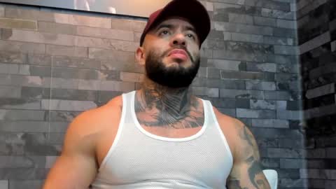 Snapshot of brucedallas chatting on 31, 5, 2026 brucedallas online show from 31, 5, 2026