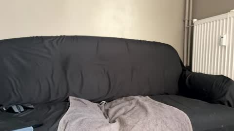 Instagram  bruce88x online show from 23, 7, 2026