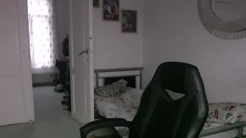 Bruce online show from 7, 2, 2025