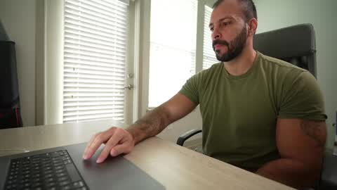 onlyfans BRUCESTRYKER online show from 8, 1, 2025