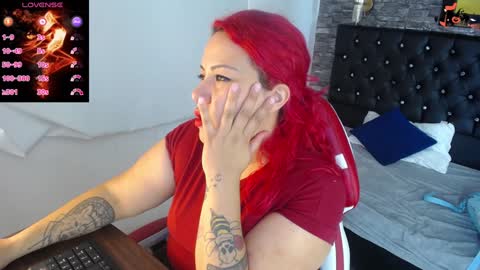 Bruja SCarlata online show from 4, 2, 2025