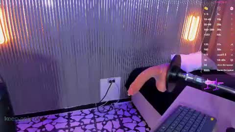 Snapshot of brunette_zoe chatting on 23, 6, 2026 ZOE online show from 23, 6, 2026