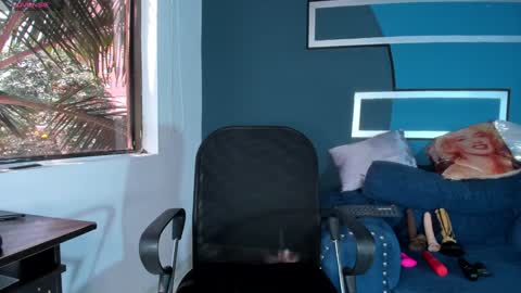 brunette online show from 21, 1, 2025