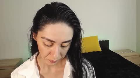 Ellis online show from 12, 3, 2025