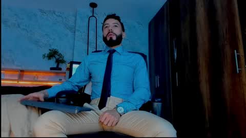 Andres Suarez online show from 27, 2, 2025