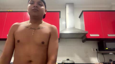 Snapshot of brunosex96 chatting on 14, 10, 2025 brunosex96 online show from 14, 10, 2025