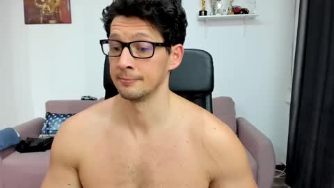 Brutus K online show from 1, 2, 2025