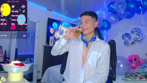 BRYAM INDEPENDENT MODEL online show from 14, 1, 2025