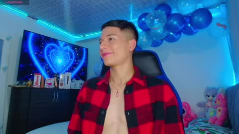 BRYAM INDEPENDENT MODEL online show from 17, 1, 2025