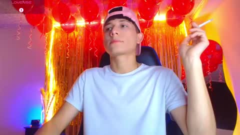 BRYAM INDEPENDENT MODEL online show from 12, 9, 2025