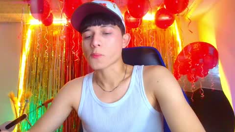 BRYAM INDEPENDENT MODEL online show from 21, 9, 2025