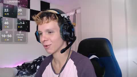 Snapshot of bryamado chatting on 5, 2, 2025 bryamado online show from 5, 2, 2025