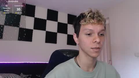 Snapshot of bryamado chatting on 1, 10, 2025 bryamado online show from 1, 10, 2025